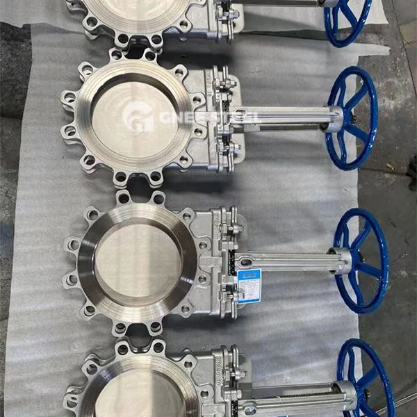 Kovinski sedeči ventil za nože